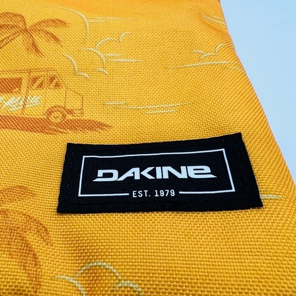 DAKINE UNISEX JIVE OCEANFRONT MINIMALIST CROSSBODY BAG NWT - Picture 3 of 9